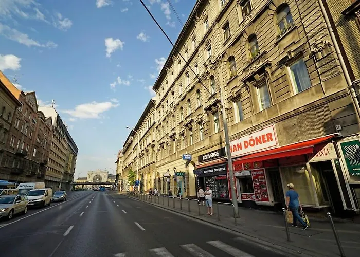 R69 Apartment